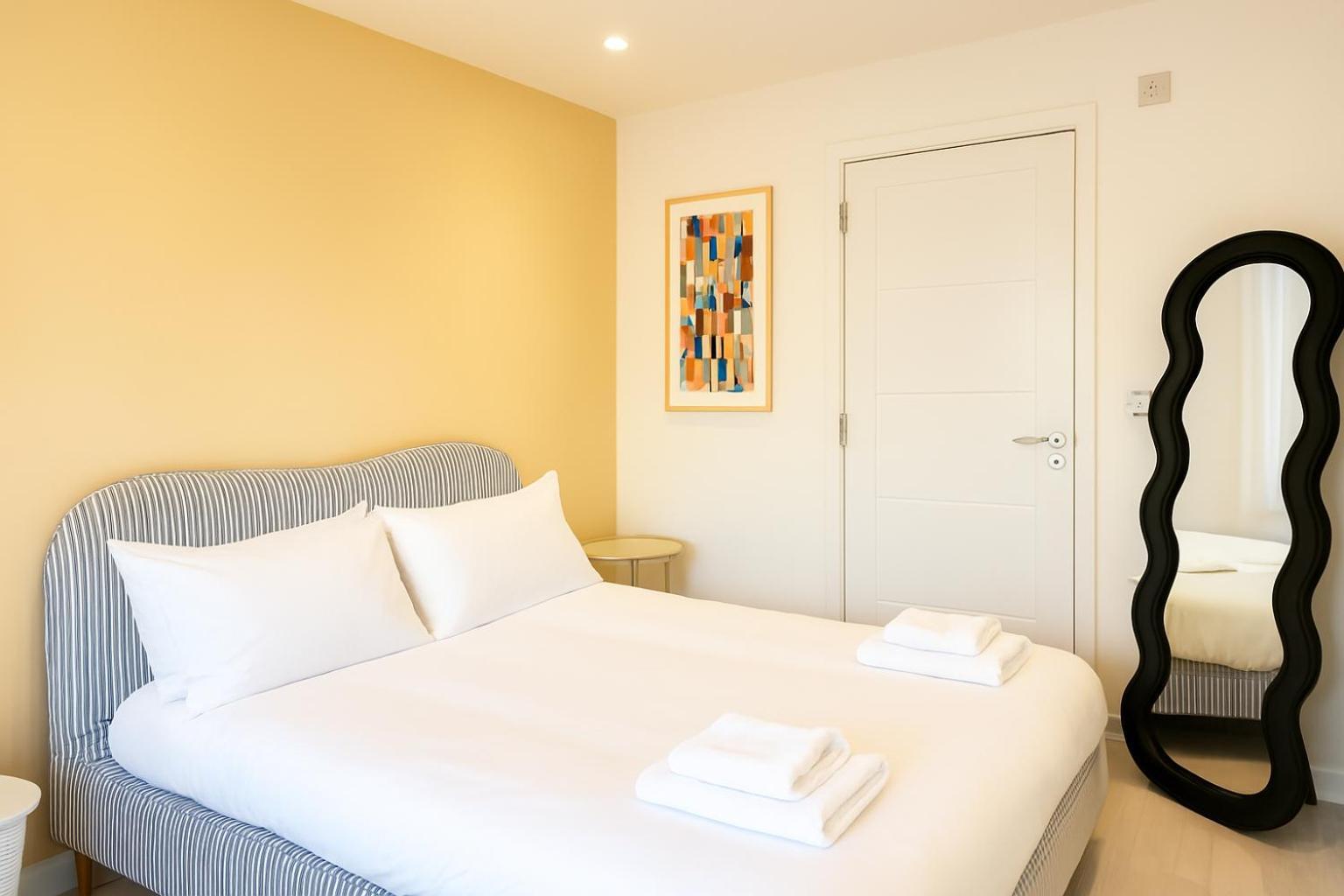Zozy Clitterhouse Hotel London Room photo